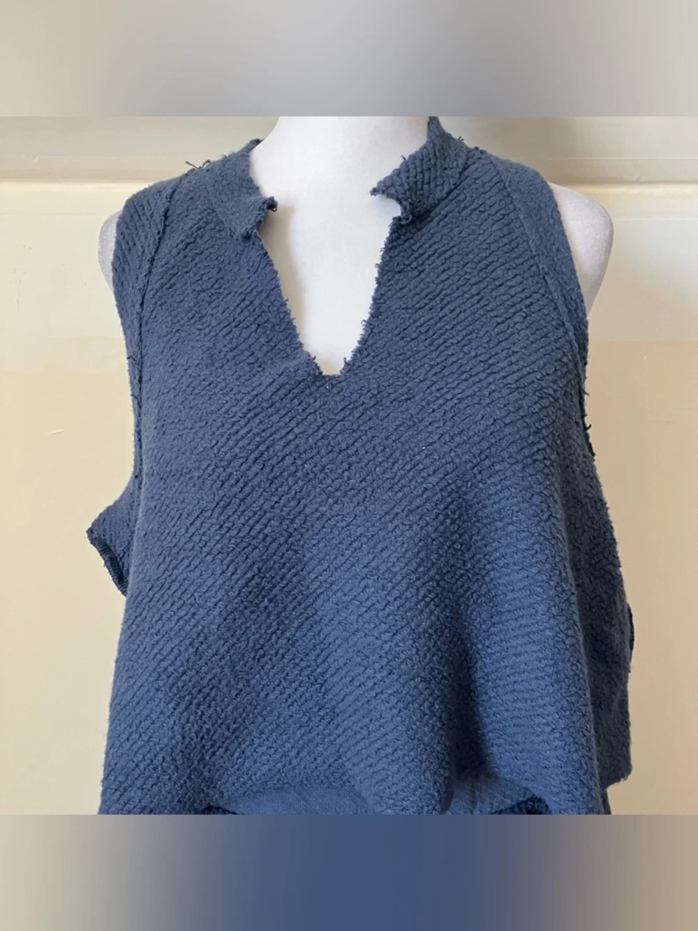 Free People Navy Blue Textured Knit Sleeveless Top & Shorts set size Medium - Picture 6 of 10